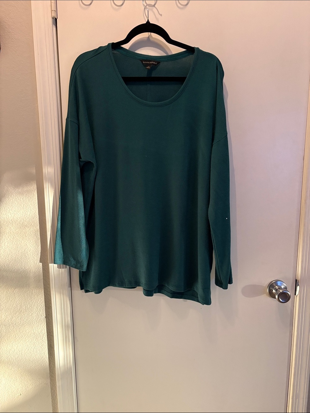 Banana Republic Women’s Deep Teal Scoop-Neck Long Sleeve Top Size XL